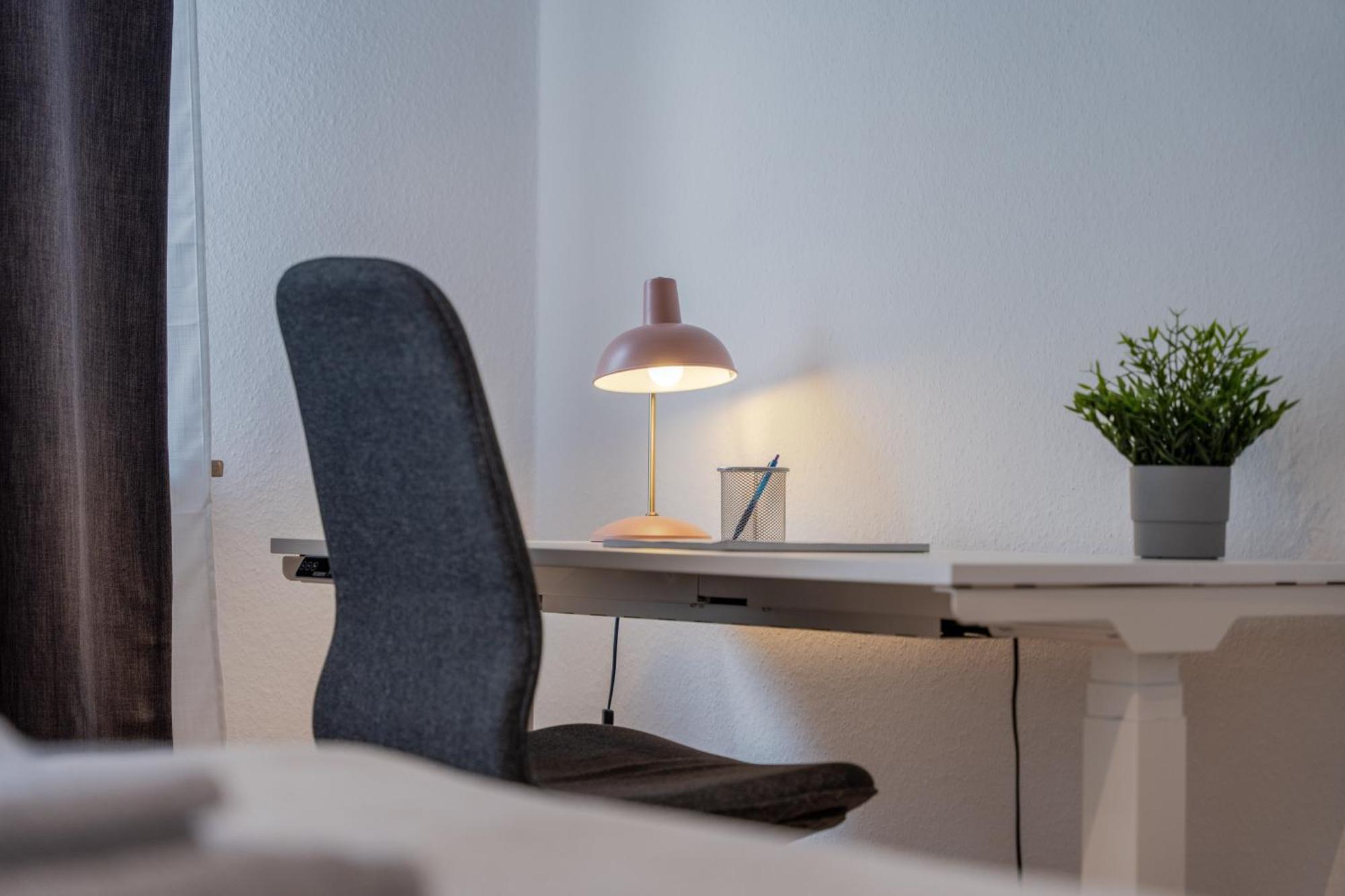 Stadtkern - Kingsize - 24H Check In - Arbeitsplatz - Nespresso - Vollausgestattet 에센 외부 사진