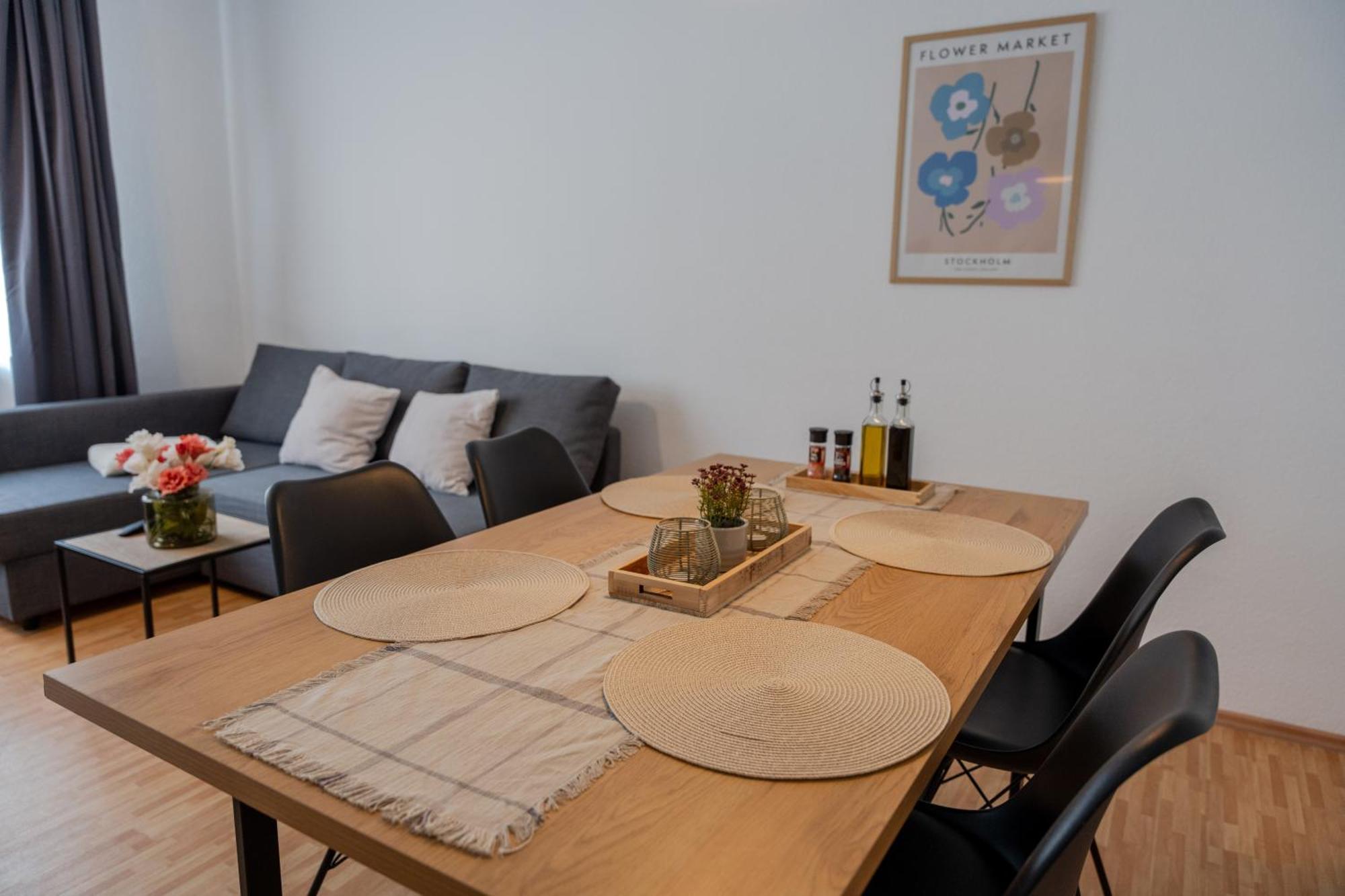 Stadtkern - Kingsize - 24H Check In - Arbeitsplatz - Nespresso - Vollausgestattet 에센 외부 사진